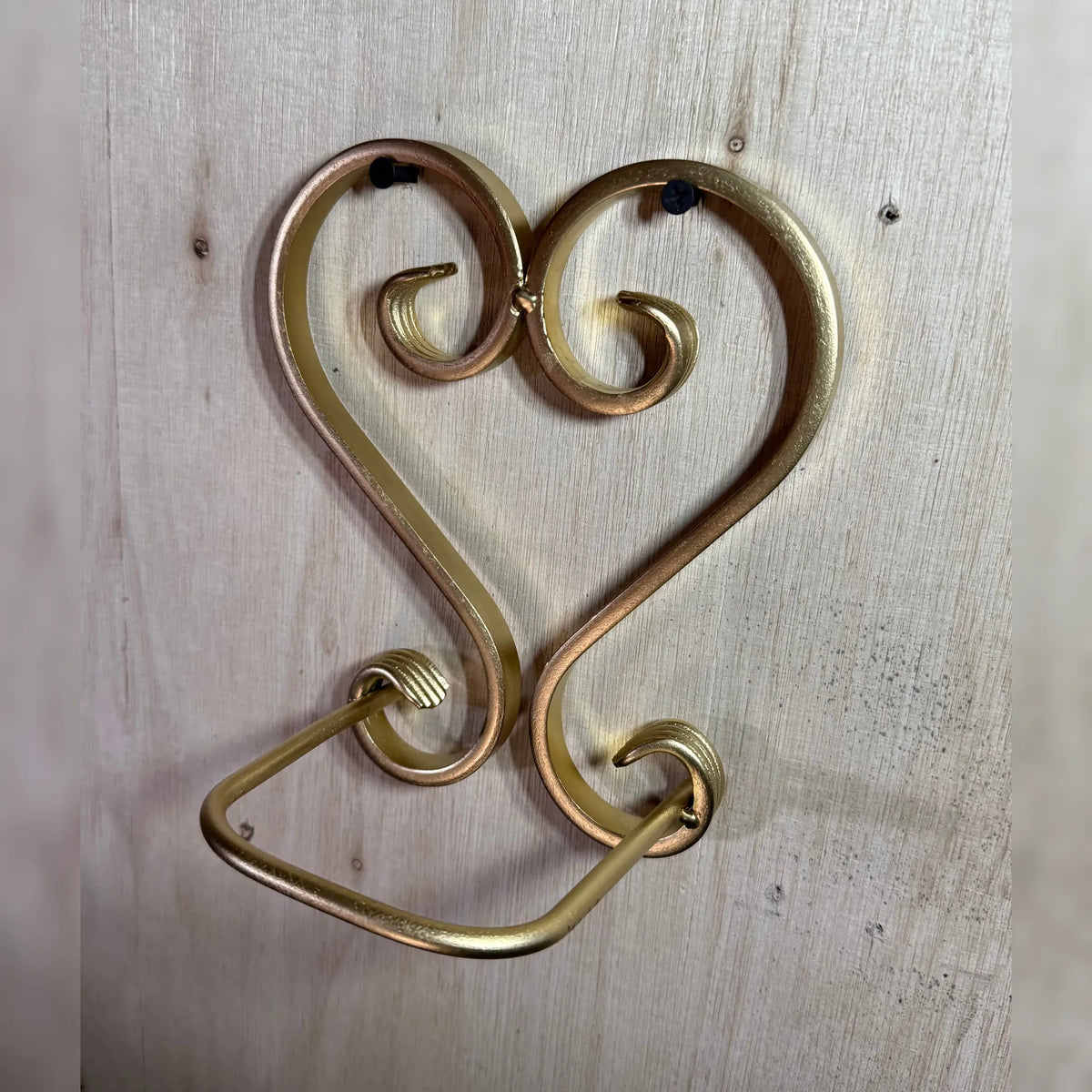 Heart Shaped Terracotta Wall Stand