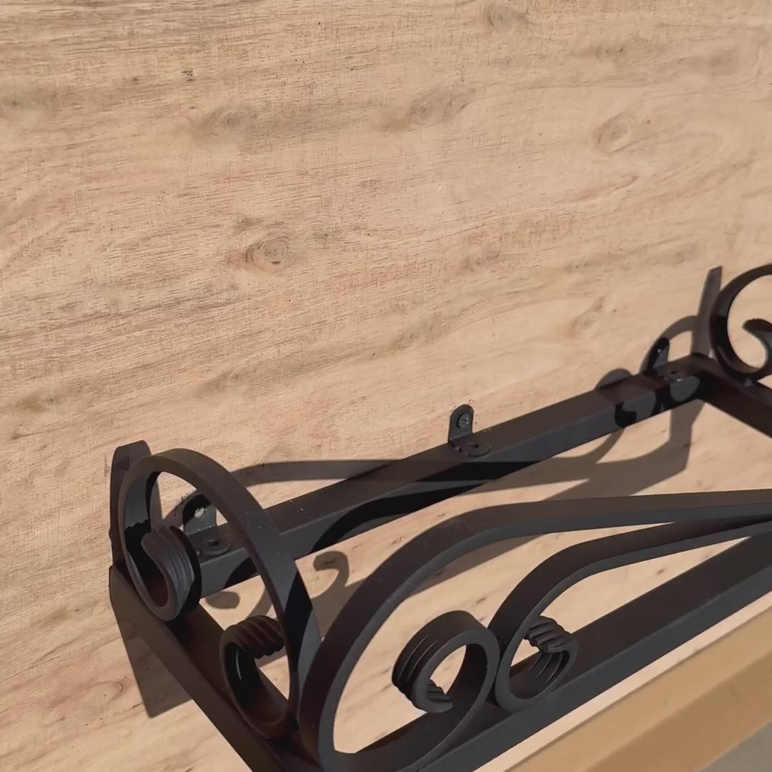 S-Scroll & U-Scroll Planter Stand