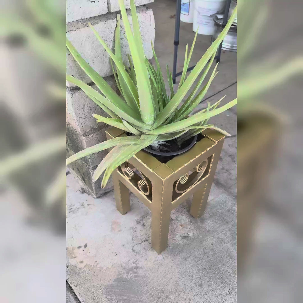 Small Metal Box Planter Stand