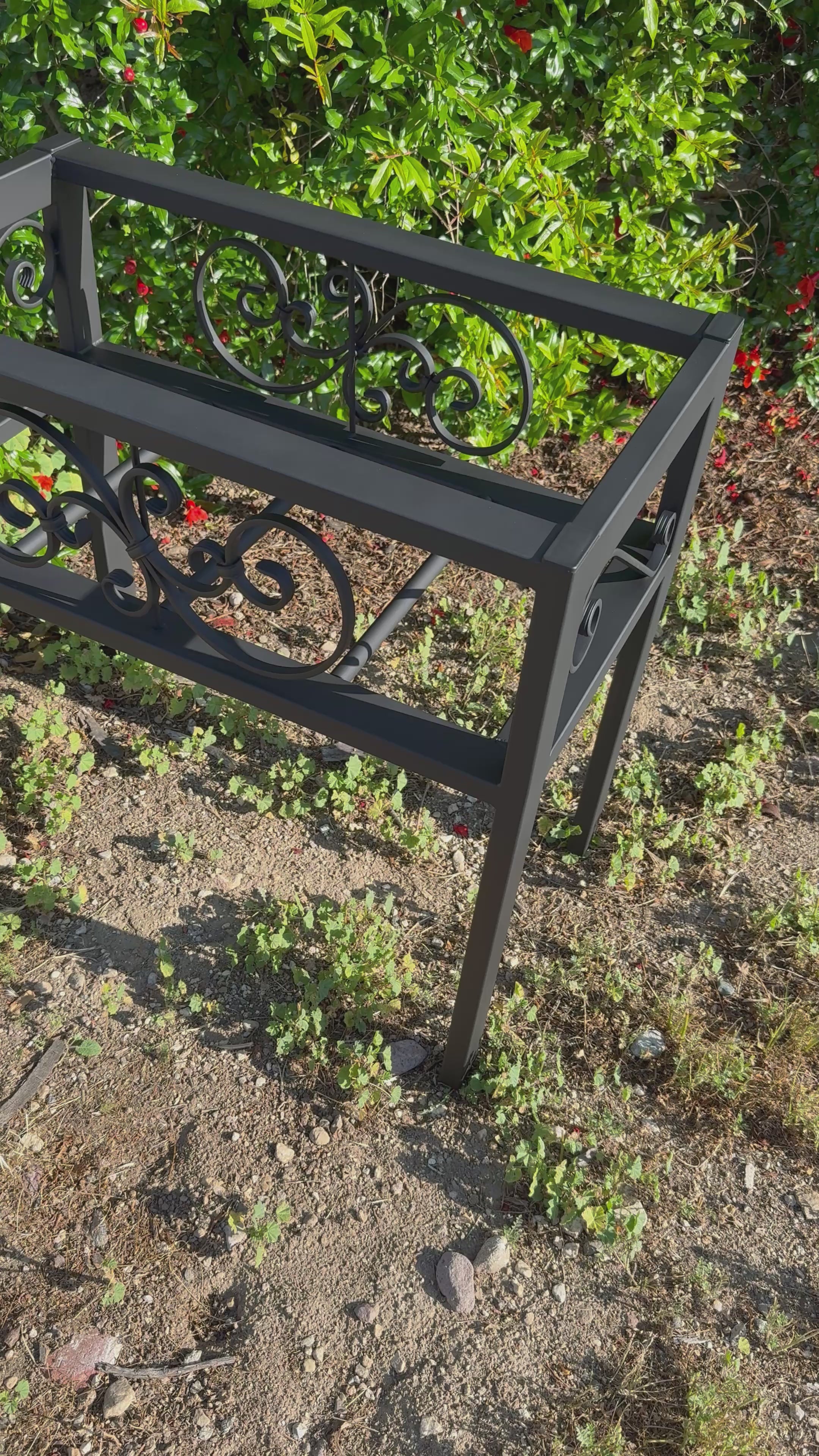 Large Metal Plant Stand Indoor Outdoor – Modern Steel Planter Box Stand (Black, Gold, Bronze)